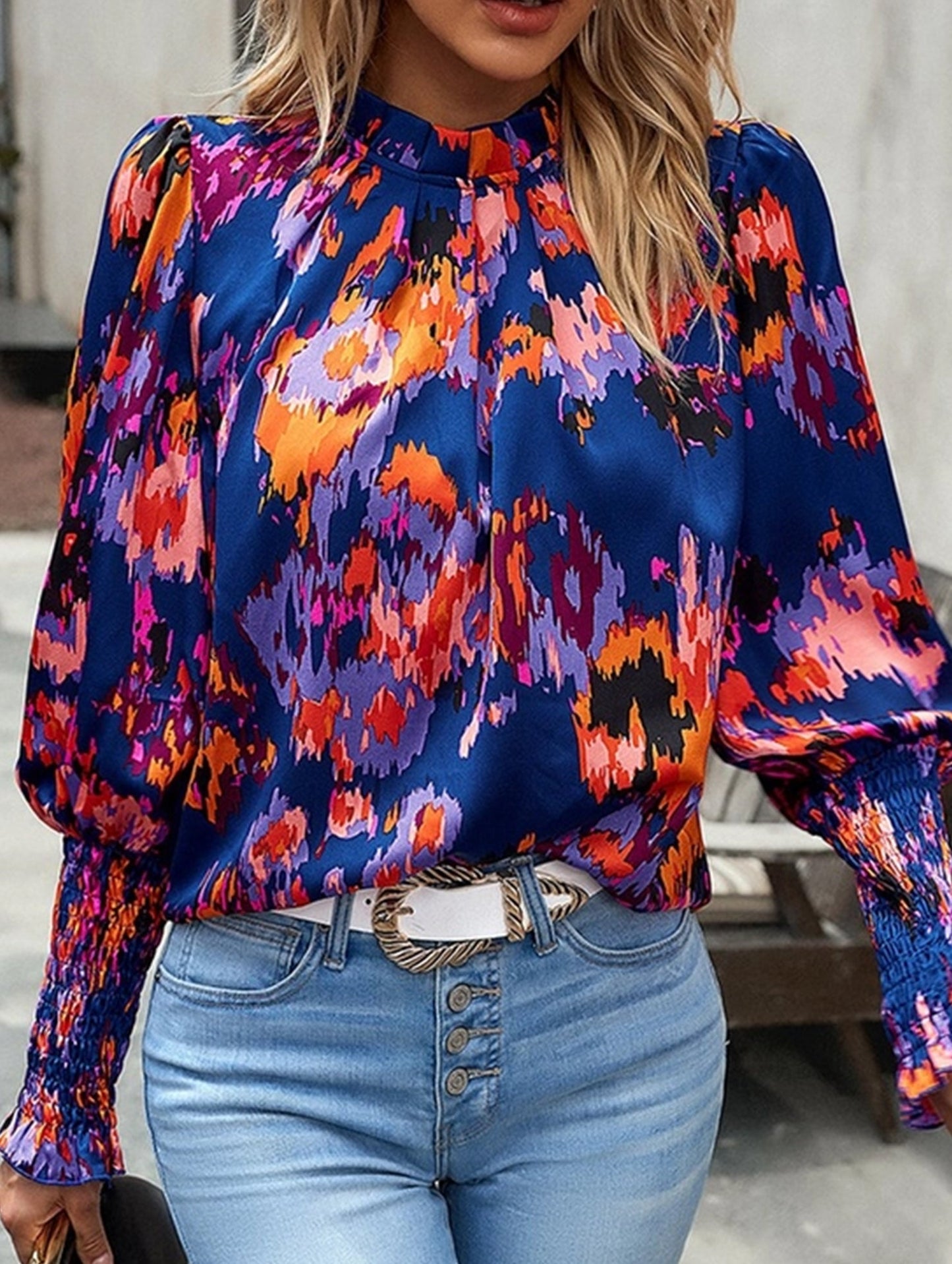 WOMEN FITTED SMOCK CUFF MARBLE PRINTING BLOUSE
