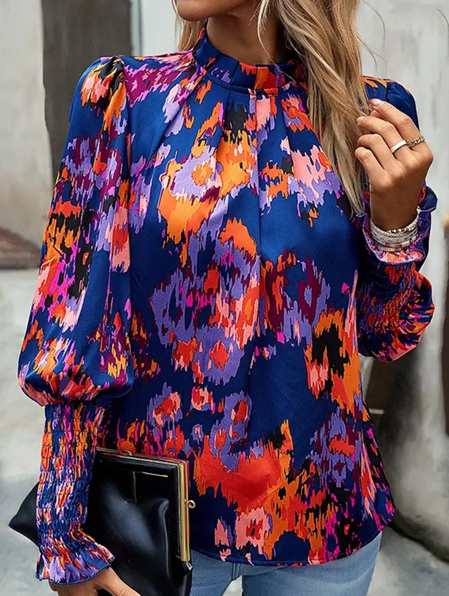 WOMEN FITTED SMOCK CUFF MARBLE PRINTING BLOUSE