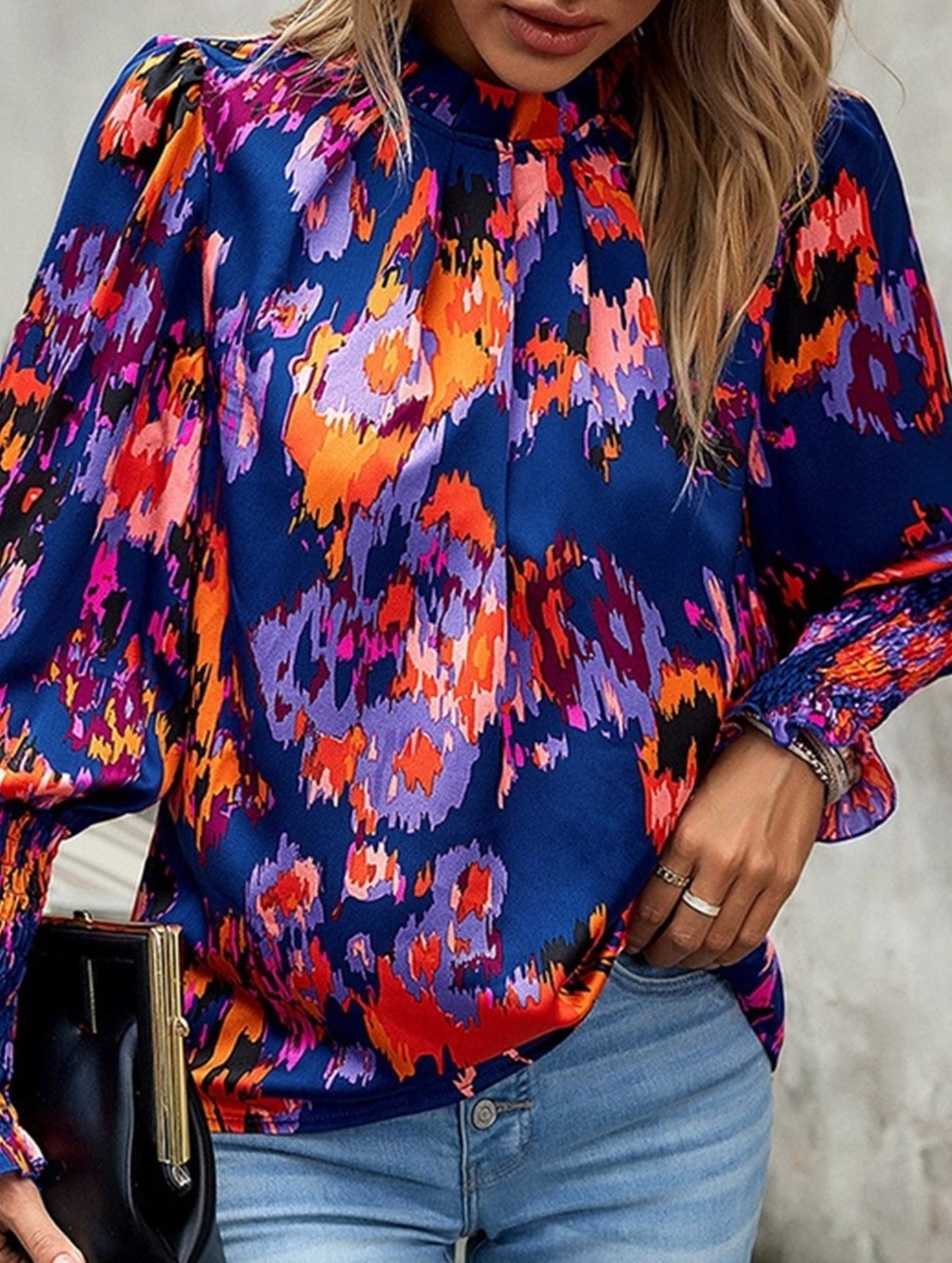 WOMEN FITTED SMOCK CUFF MARBLE PRINTING BLOUSE
