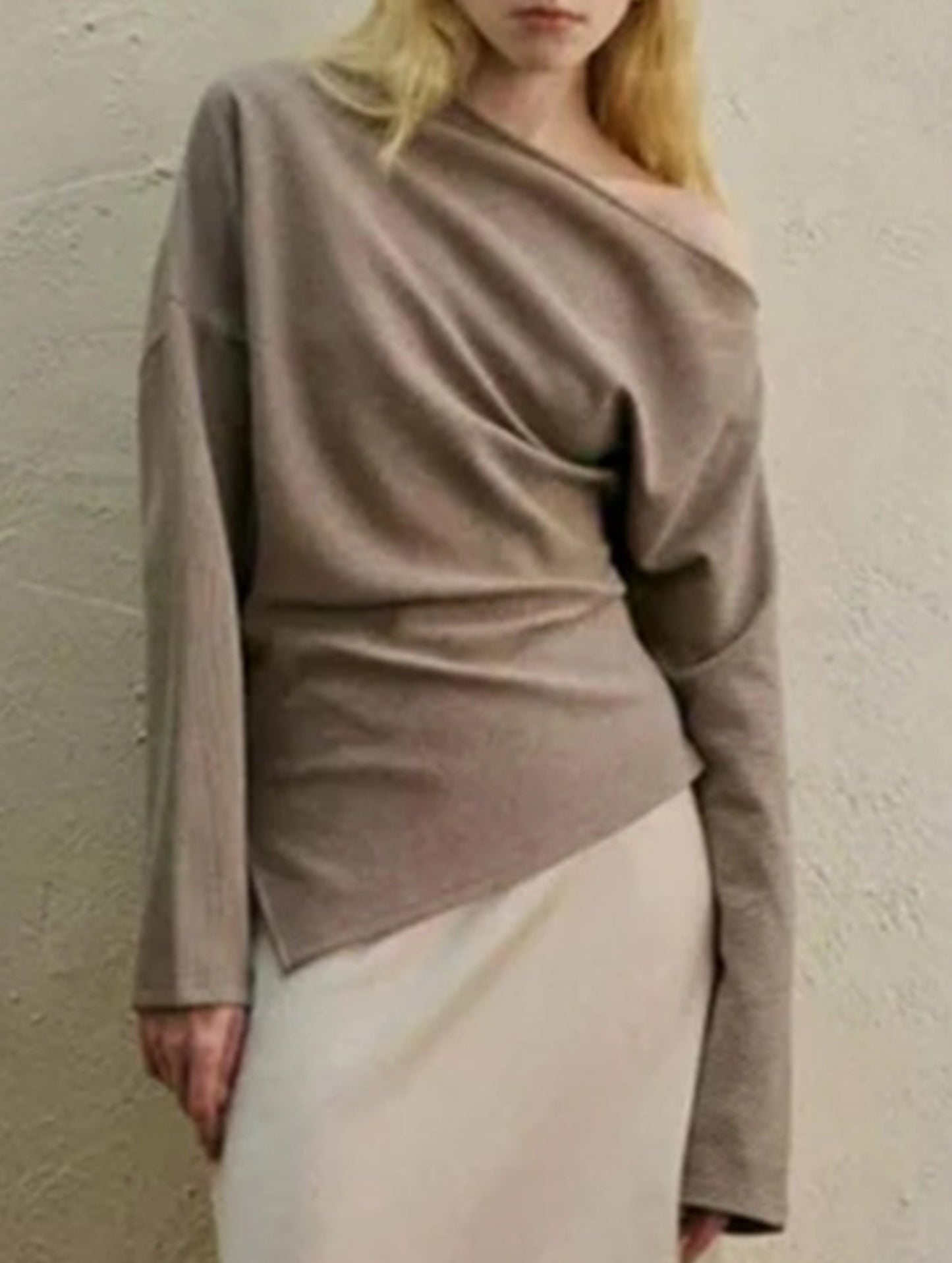 Solid color knit slant shoulder all-in-one casual top