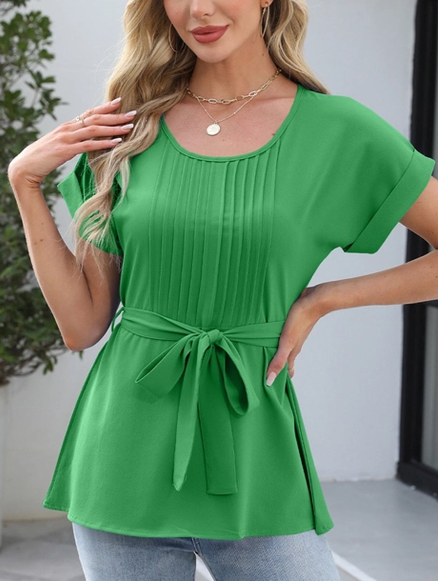 Women??¢s Ruffled Blouse ??Light & Lovely