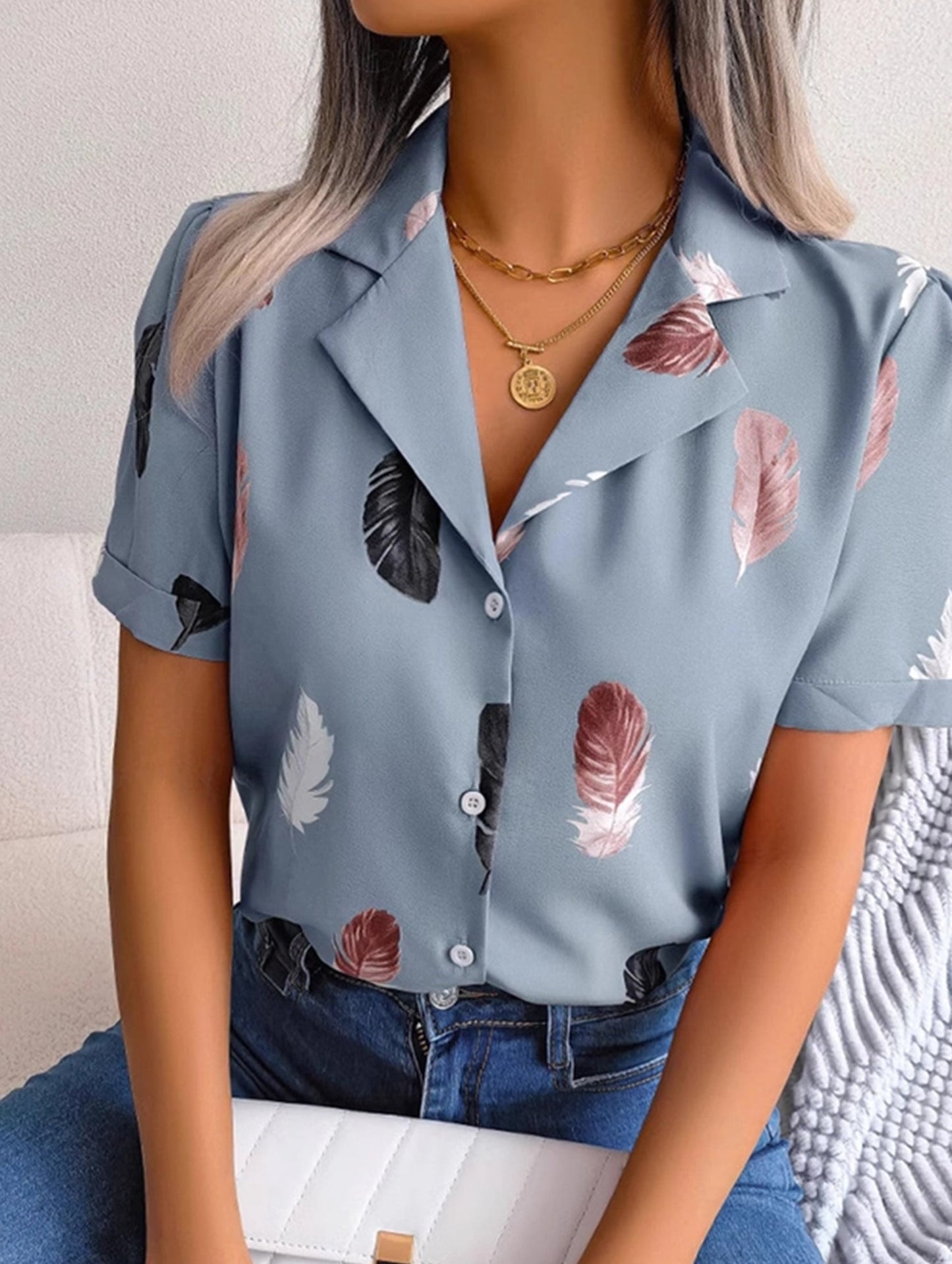 Suit Collar Feather Detail Shirt ??Short Sleeve Loose Fit, S??œXL