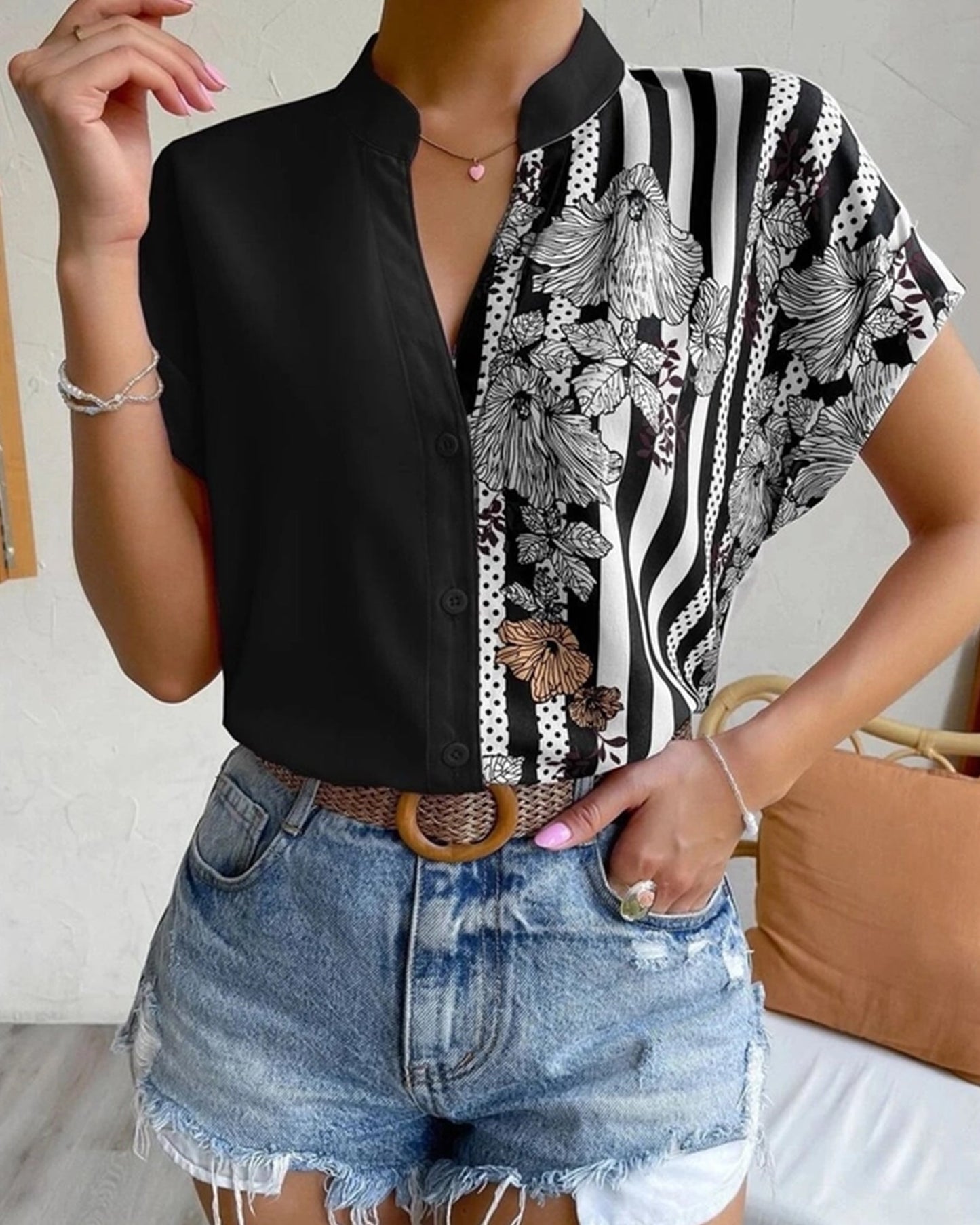 DOUBLE COLOR FLORAL BUTTON-UP SHIRT_CWTSTS0417