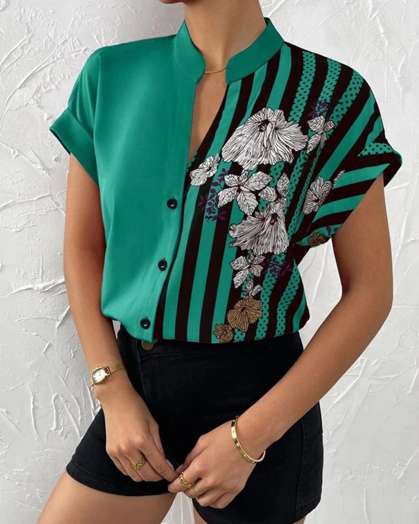 DOUBLE COLOR FLORAL BUTTON-UP SHIRT_CWTSTS0417