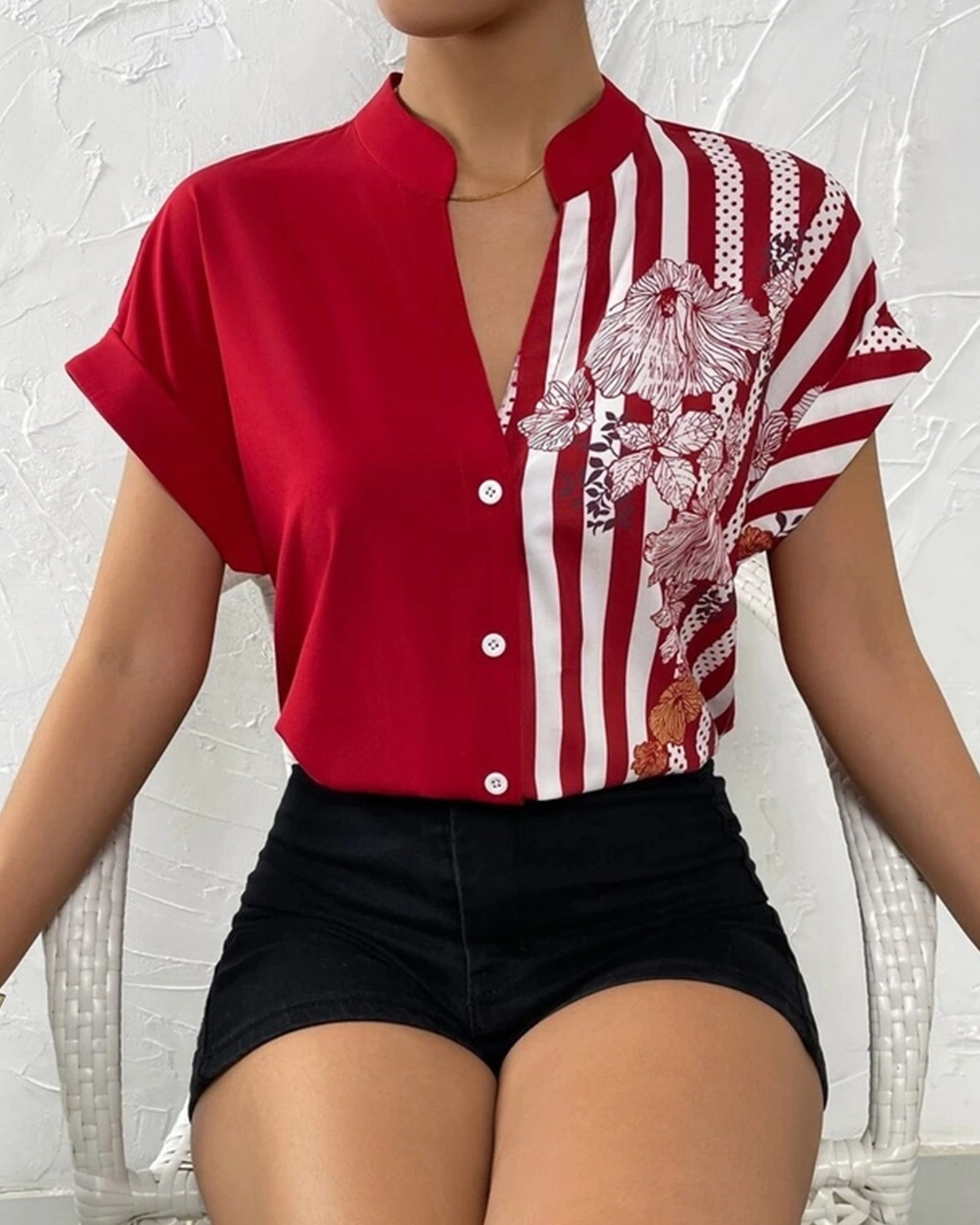 DOUBLE COLOR FLORAL BUTTON-UP SHIRT_CWTSTS0417