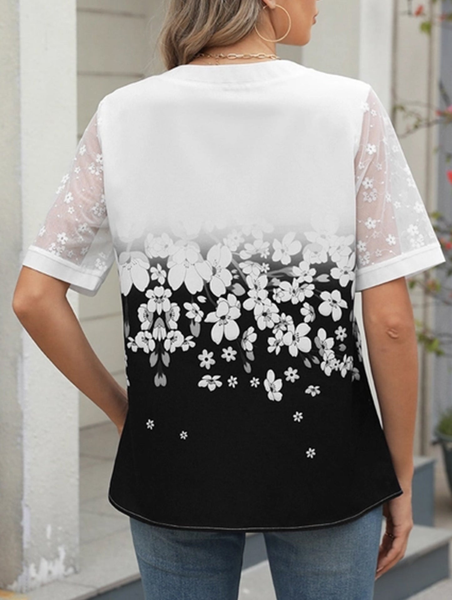 Summer Chiffon Blouse for Women ??V-Neck Lace Sleeve Printed Top