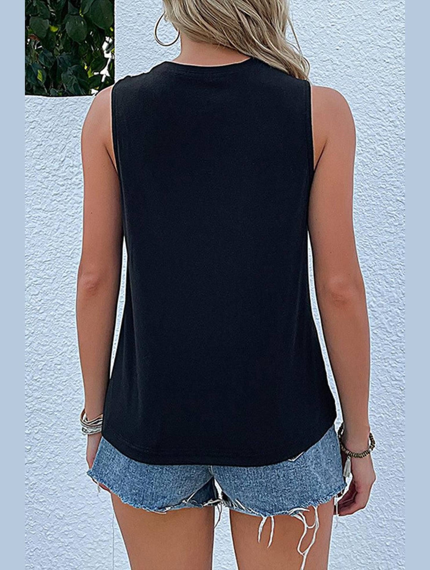SLEEVELESS BLOUSE - Doublju