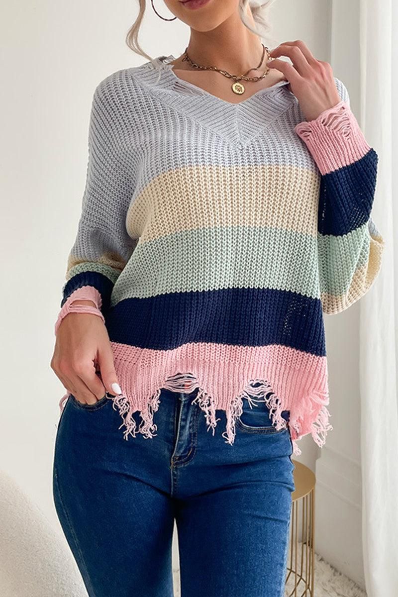 DISTRESSED HEM COLOR BLOCK KNIT SWEATER - Doublju