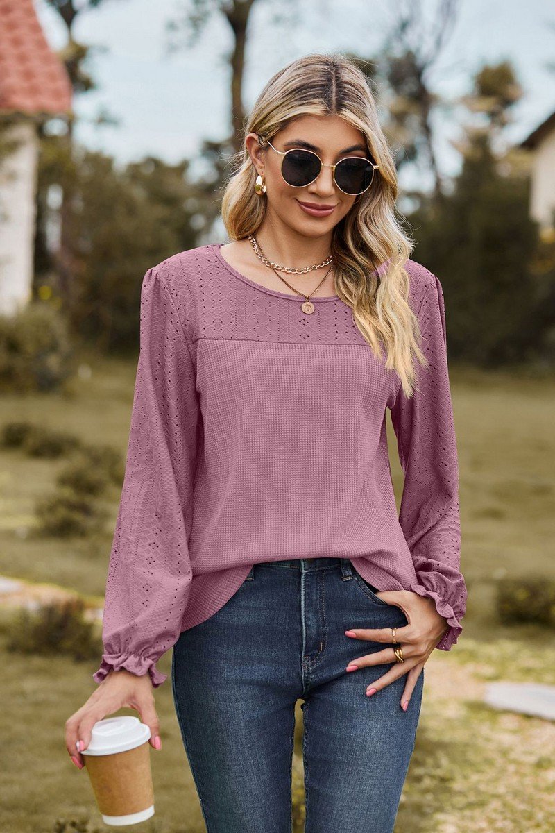 WOMEN EYELET ROUND NECK RUFFLE CUFF CASUAL TEE
