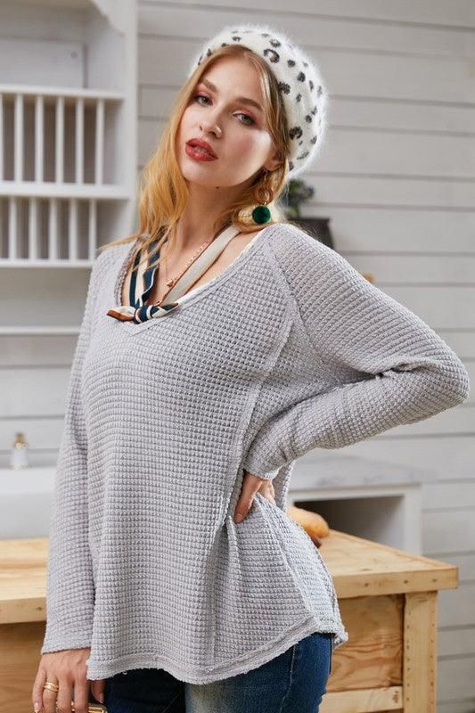 V NECK WAFFLE KNIT LONG SLEEVE TOP - Doublju
