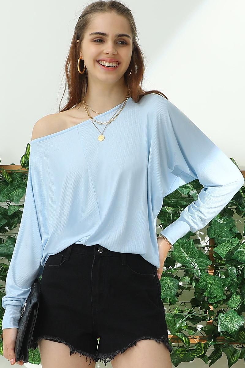 ROUND NECK BATWING SLEEVE TOP - Doublju