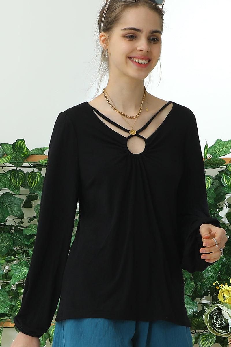 ROUND NECK KEYHOLE CROSSOVER STRAPS TOP - Doublju