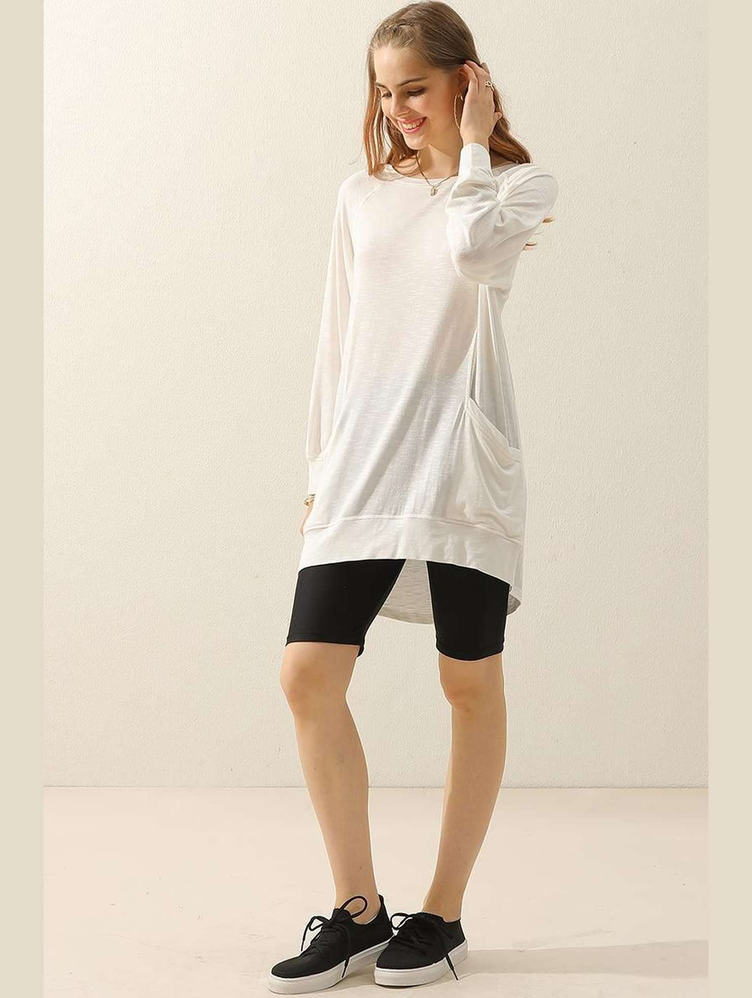 R NECK LONG SLEEVE SLUB LONG KNIT TOP WITH POCKETS - Doublju