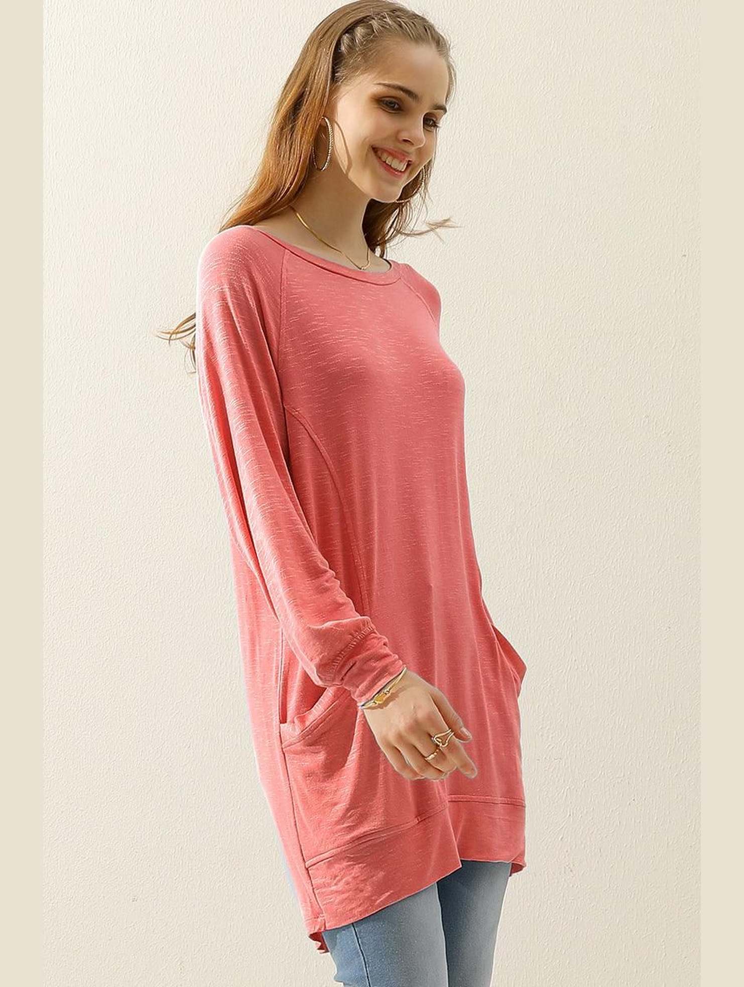 R NECK LONG SLEEVE SLUB LONG KNIT TOP WITH POCKETS - Doublju