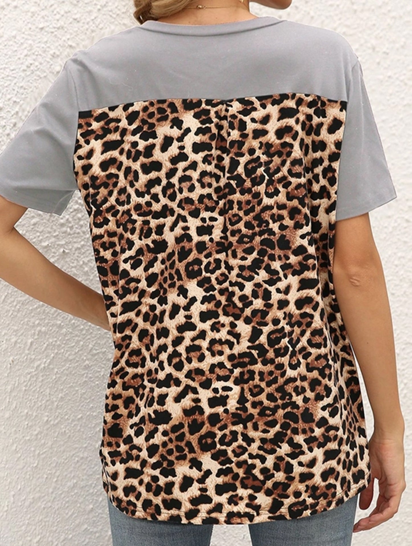 LEOPARD PATTERN BLOCKED CASUAL TOP