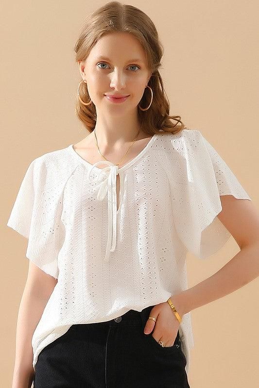 V NECK PUNCHING LACE UP RUFFLE LOOSE TOP - Doublju