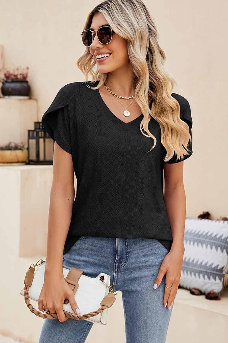 PUNCHING LACE TULIP PUFF V NECK T-SHIRTS - Doublju