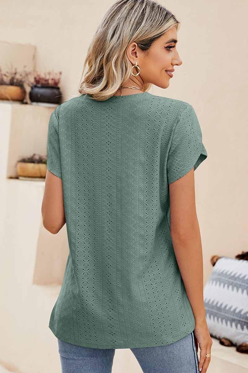 PUNCHING LACE TULIP PUFF V NECK T-SHIRTS - Doublju