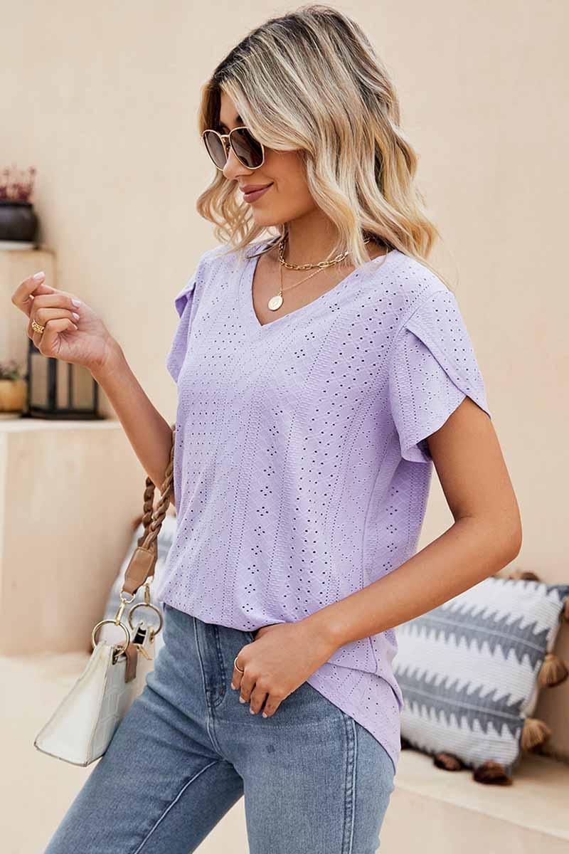 PUNCHING LACE TULIP PUFF V NECK T-SHIRTS - Doublju