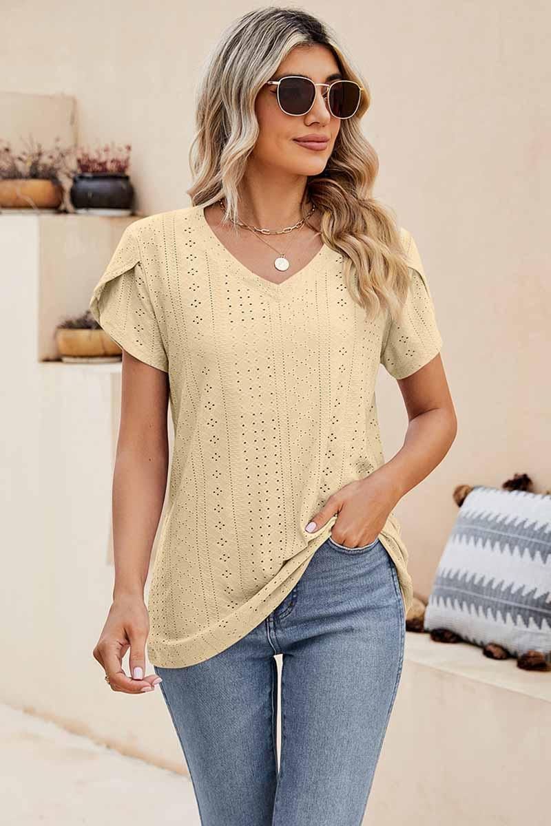 PUNCHING LACE TULIP PUFF V NECK T-SHIRTS - Doublju