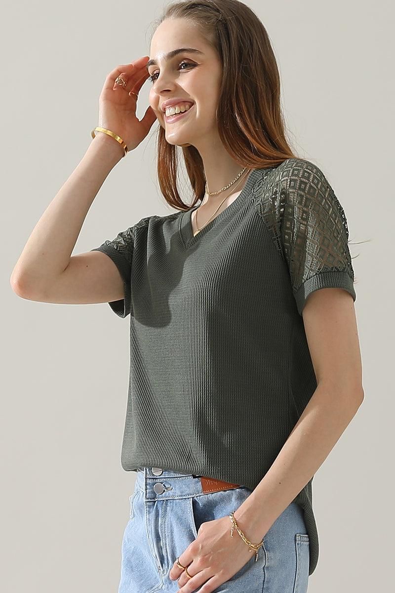 PUNCHING LACE SLEEVE V NECK WAFFLE TOP - Doublju