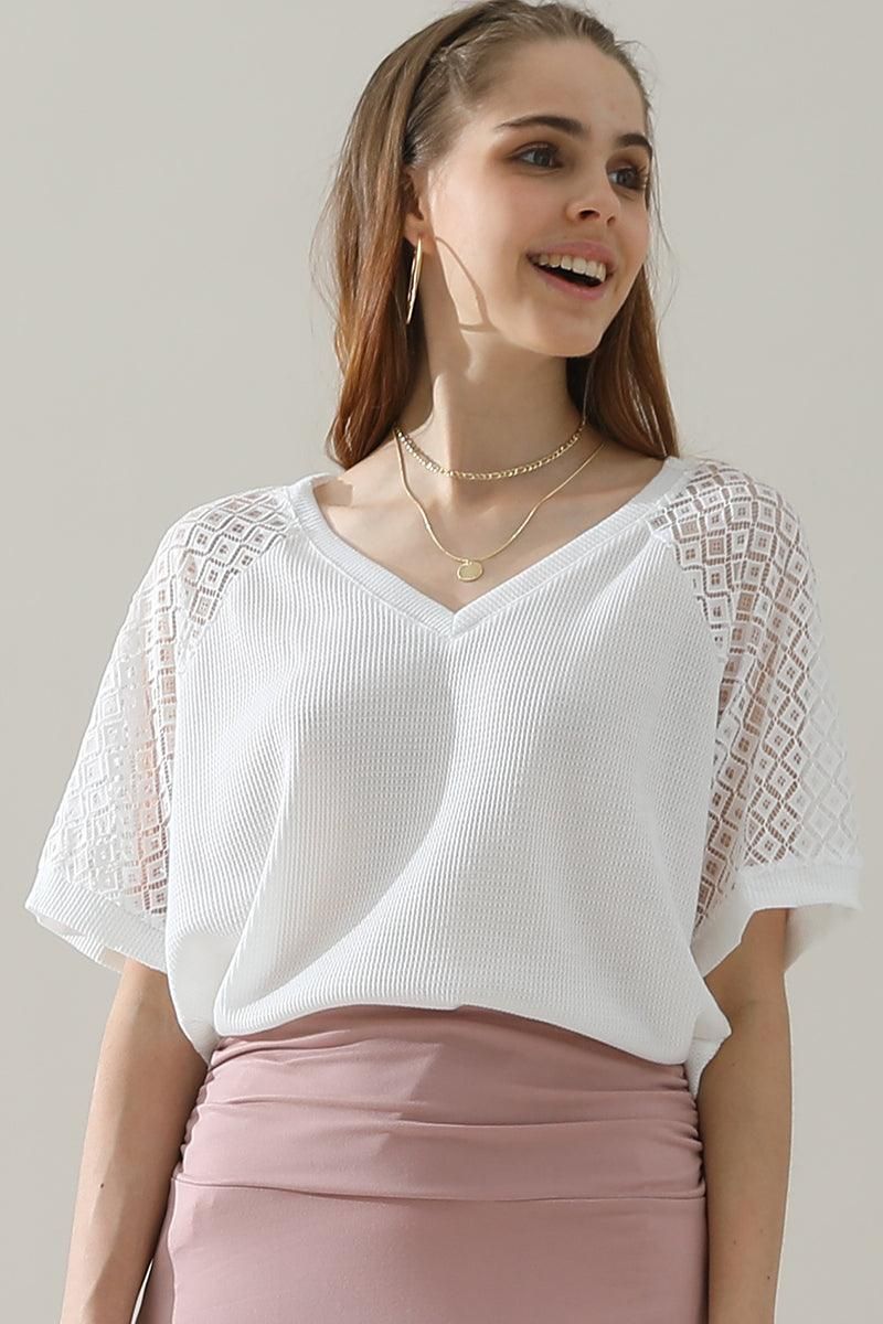 PUNCHING LACE SLEEVE V NECK WAFFLE TOP - Doublju