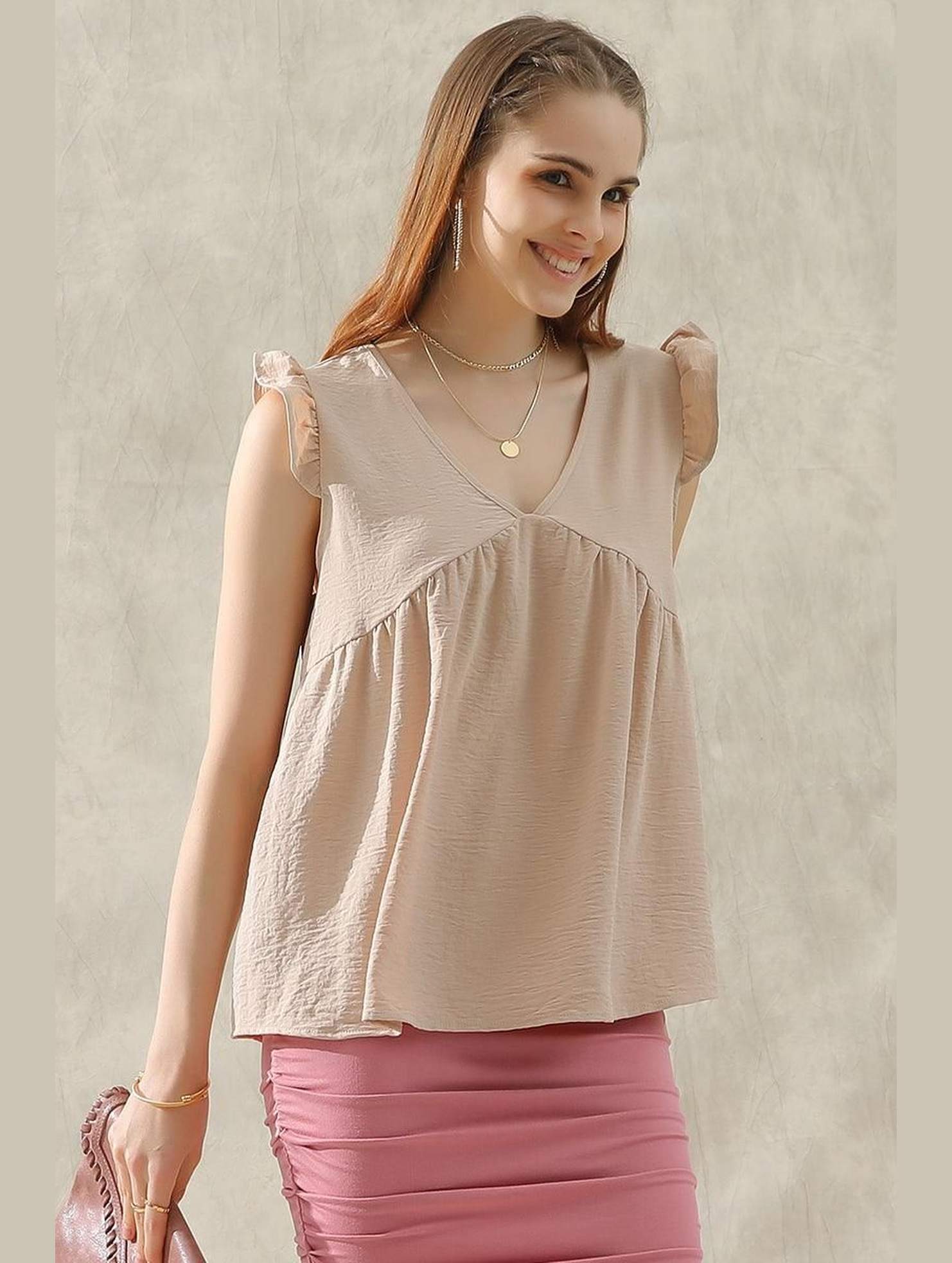 V NECK RUFFLE SLEEVE TOP - Doublju
