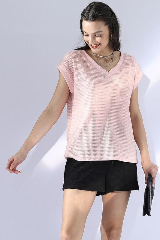 V NECK SHORT SLEEVE WAFFLE KNIT TOP - Doublju