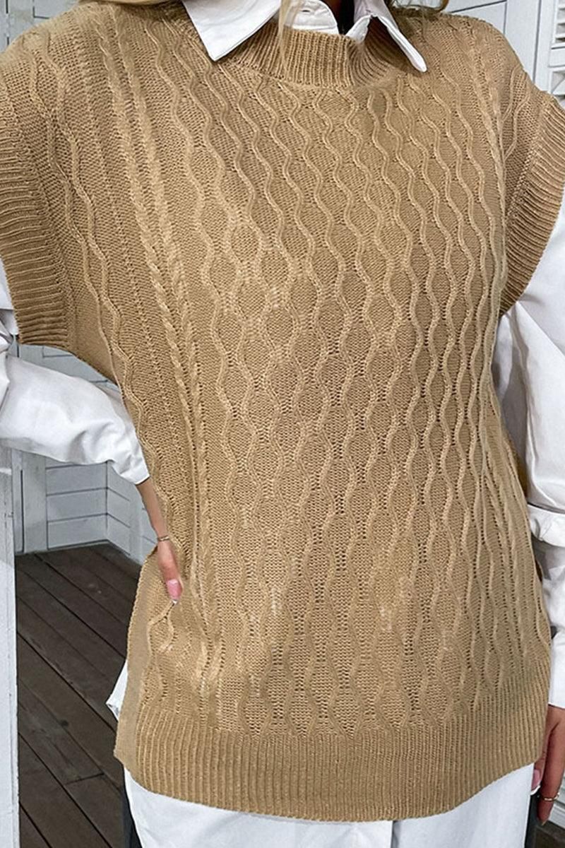 SOLID CABLE KNIT SWEATER VEST - Doublju