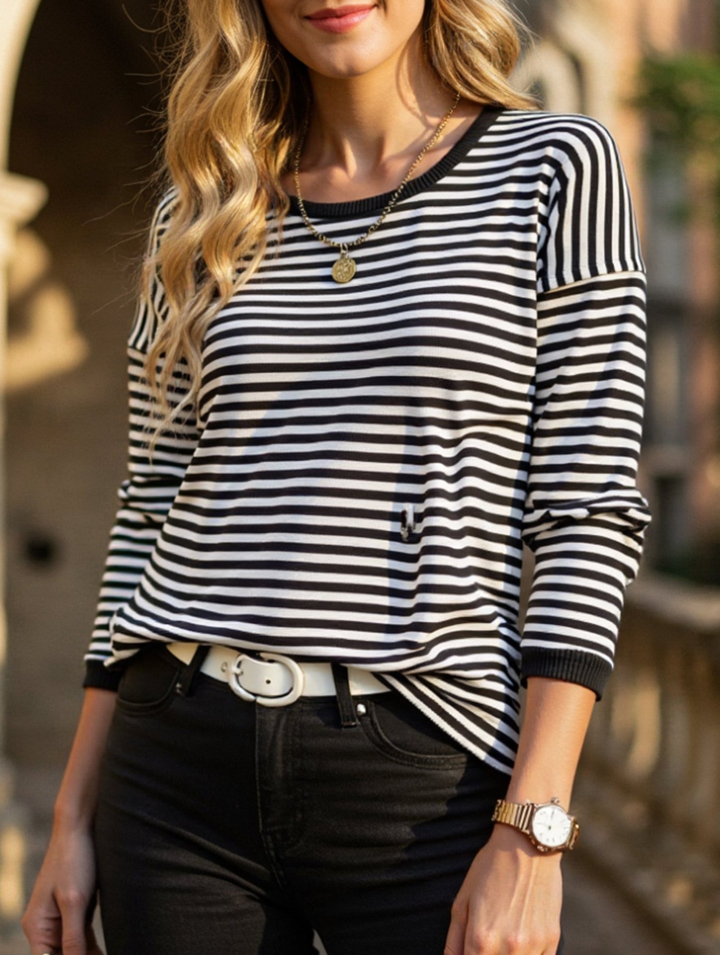 Contrast trim Striped Knit top