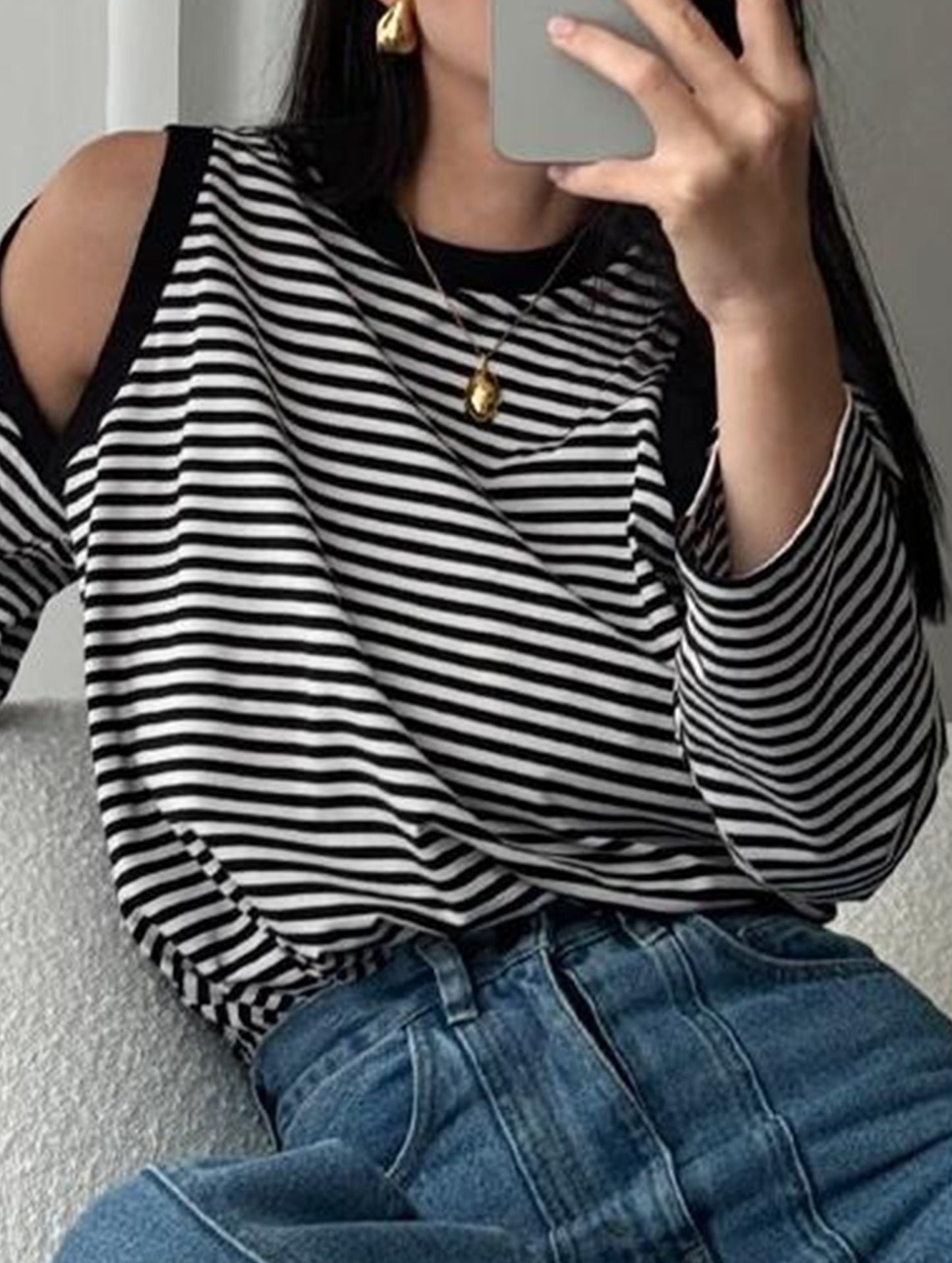 Contrasting striped long sleeved T-shirt top