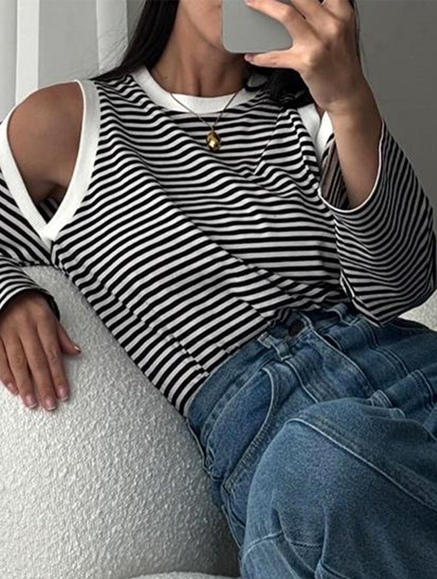 Contrasting striped long sleeved T-shirt top