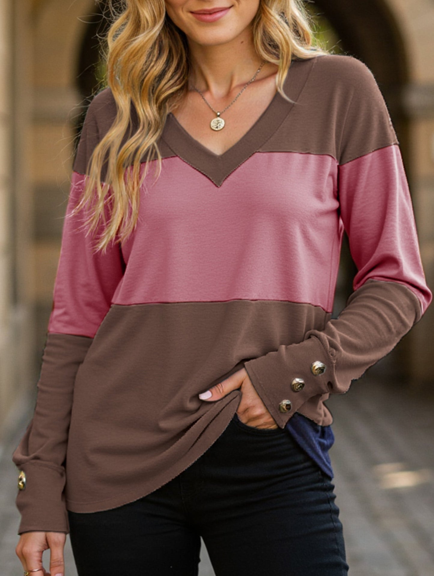V-neck casual colorblock long-sleeved T-shirt