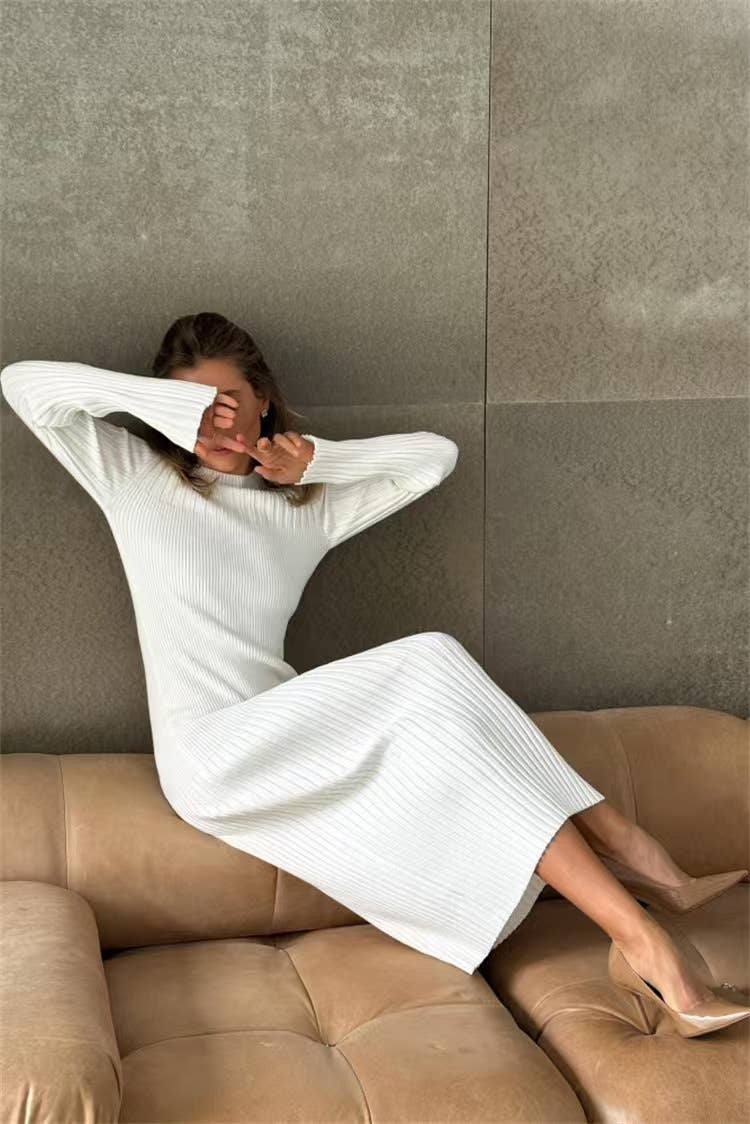 Round-neck pitted tight knitted dress