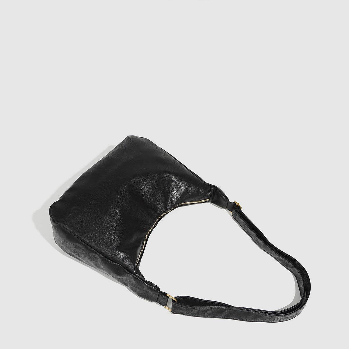 Large Red Soft Tote Bucket Bag for Women_CWAB5707