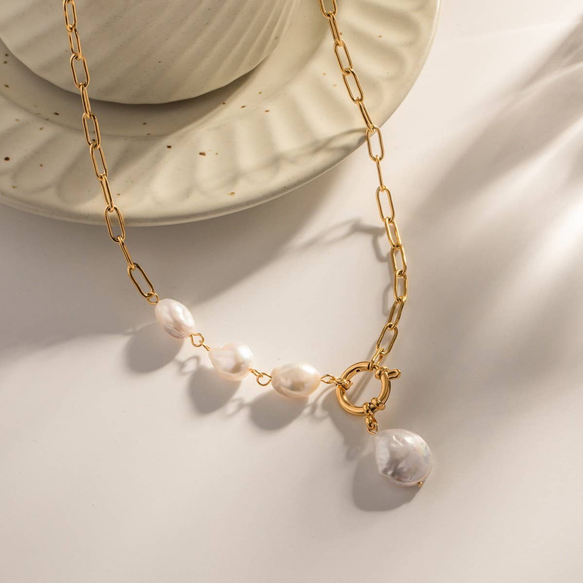 FASHIONABLE AND VERSATILE PEARL NECKLACE_CWAJE1445