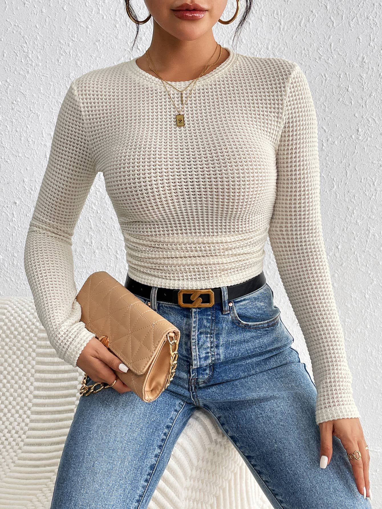 Sexy short,figure-hugging,cut-out knitted top