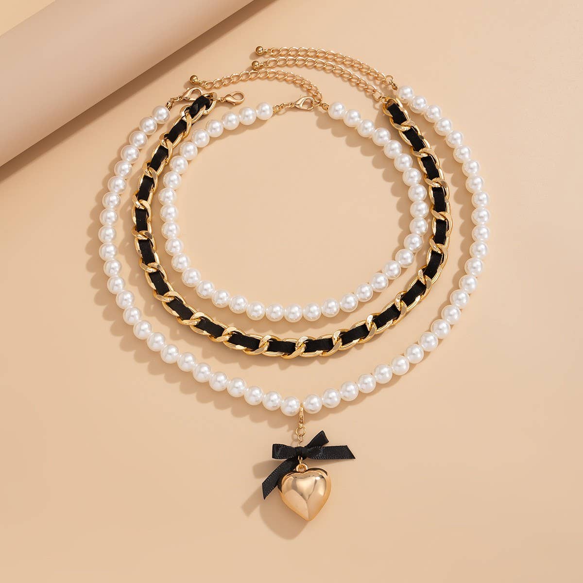 HIGH-END FASHION PEARL RIBBON BEADED NECKLACE