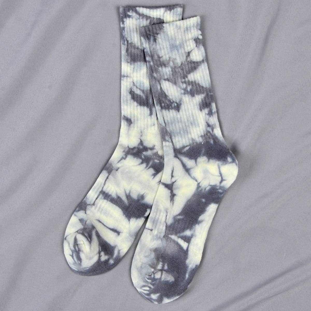 TIE-DYED STREET SKATEBOARD SOCKS