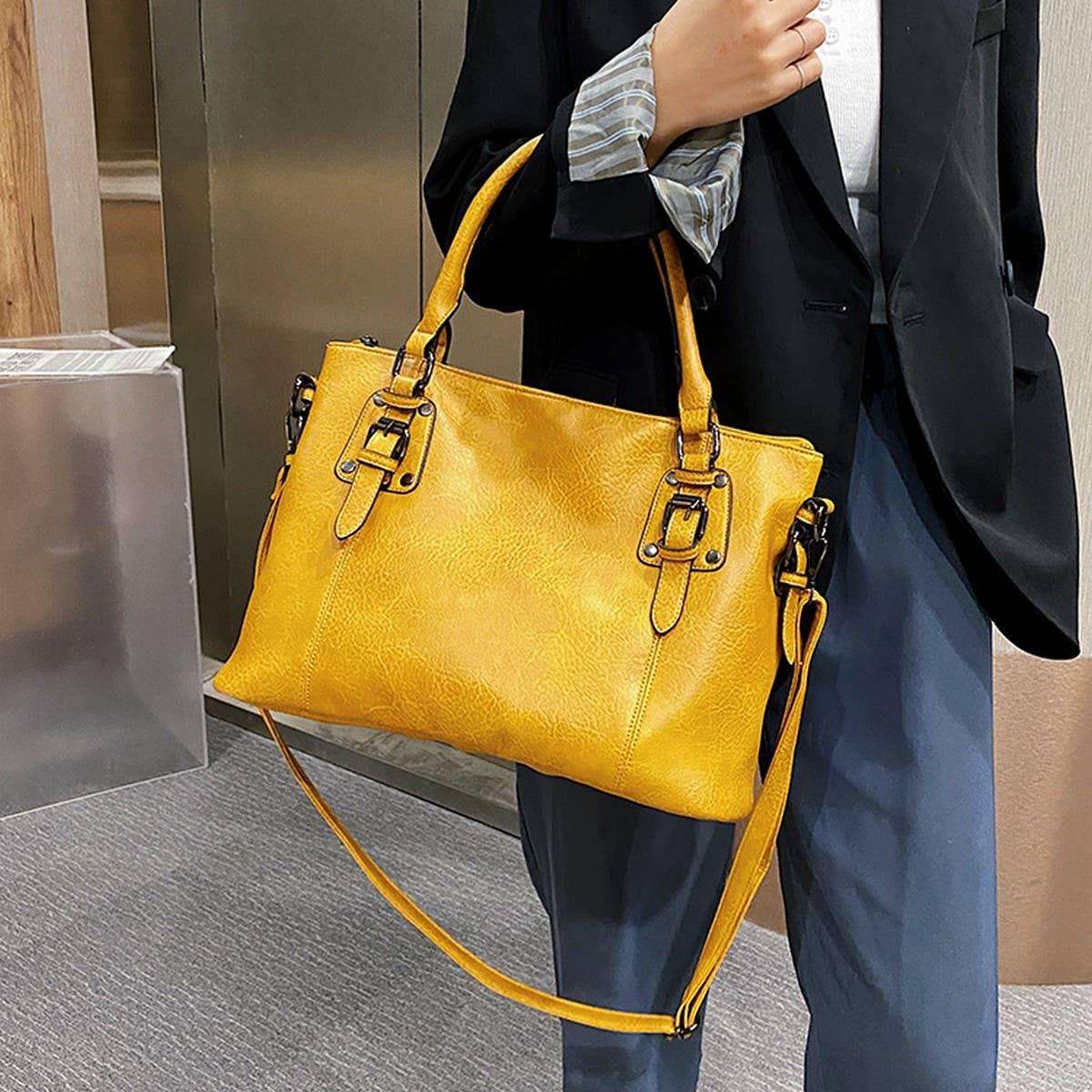 CWAB4840_RETRO LARGE CAPACITY CROSSBODY SHOULDER BAG