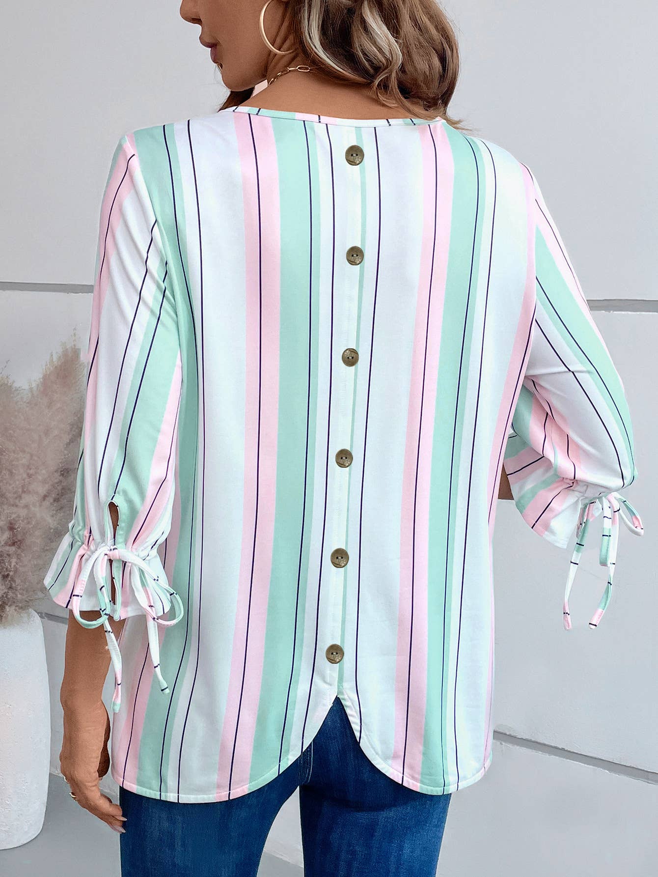 SEVEN-POINT SLEEVED RAINBOW DRAWSTRING T-SHIRT