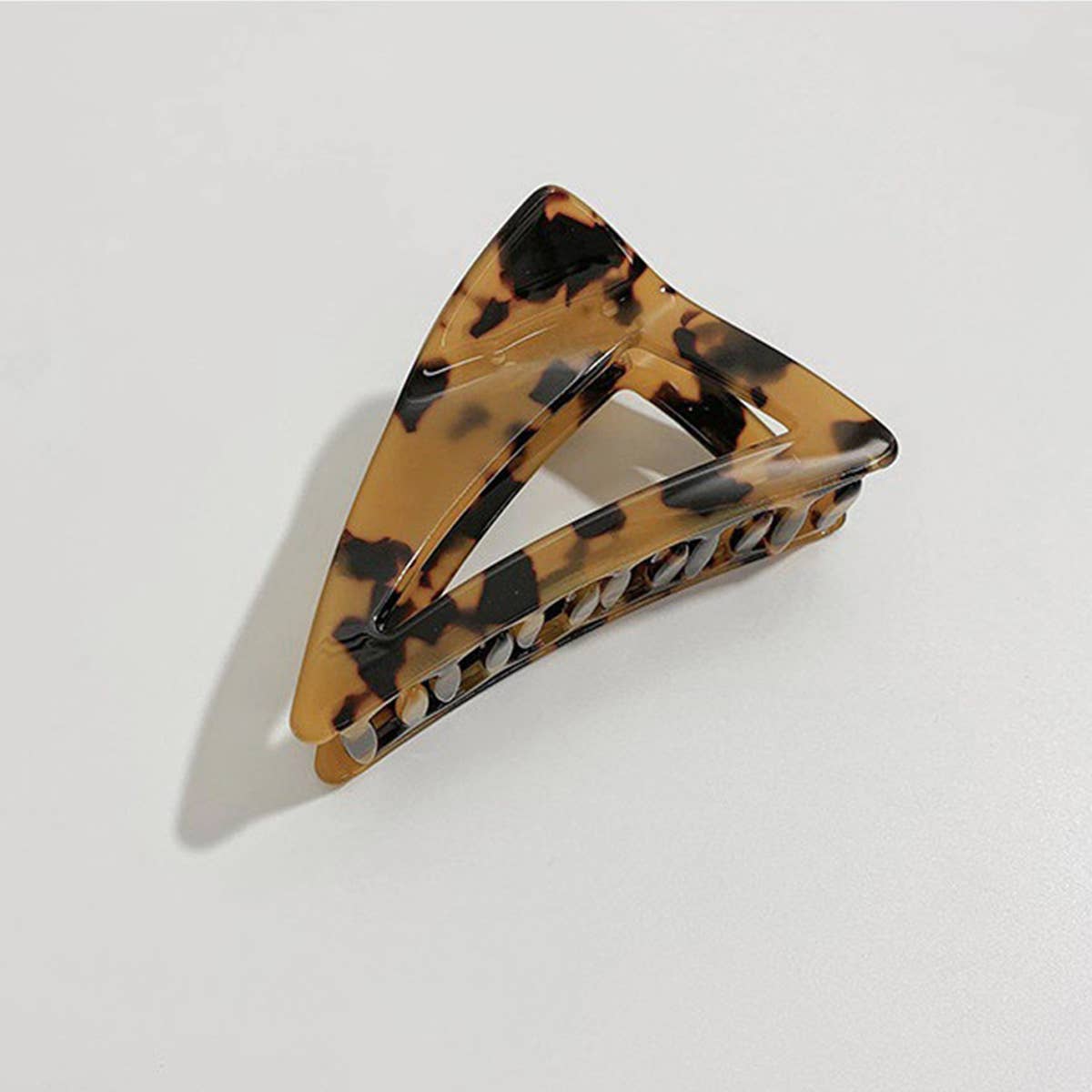 HOLLOW TRIANGLE LIGHT LUXURY TEMPERAMENT HAIRPIN