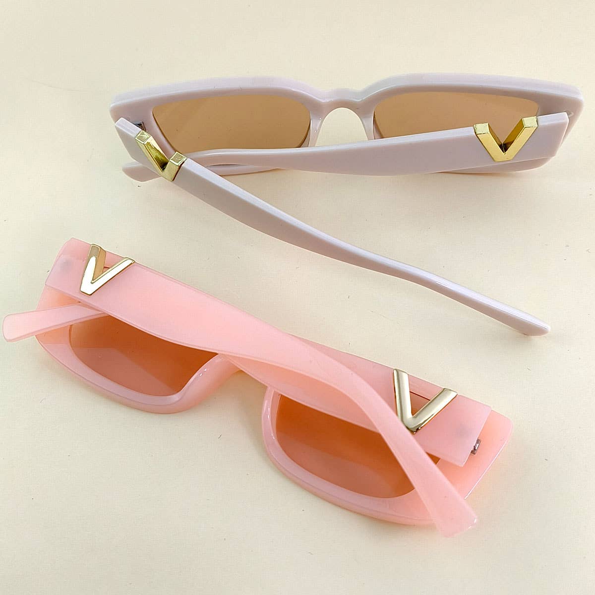 WIDE FRAME CAT EYE FASHION SUNGLASSES