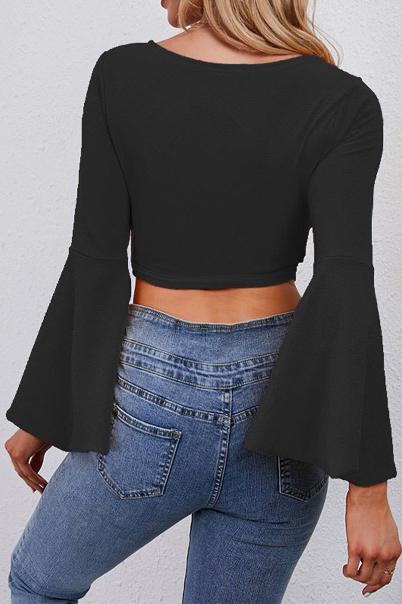 V-neck T-shirt with flared sleeves and midriff