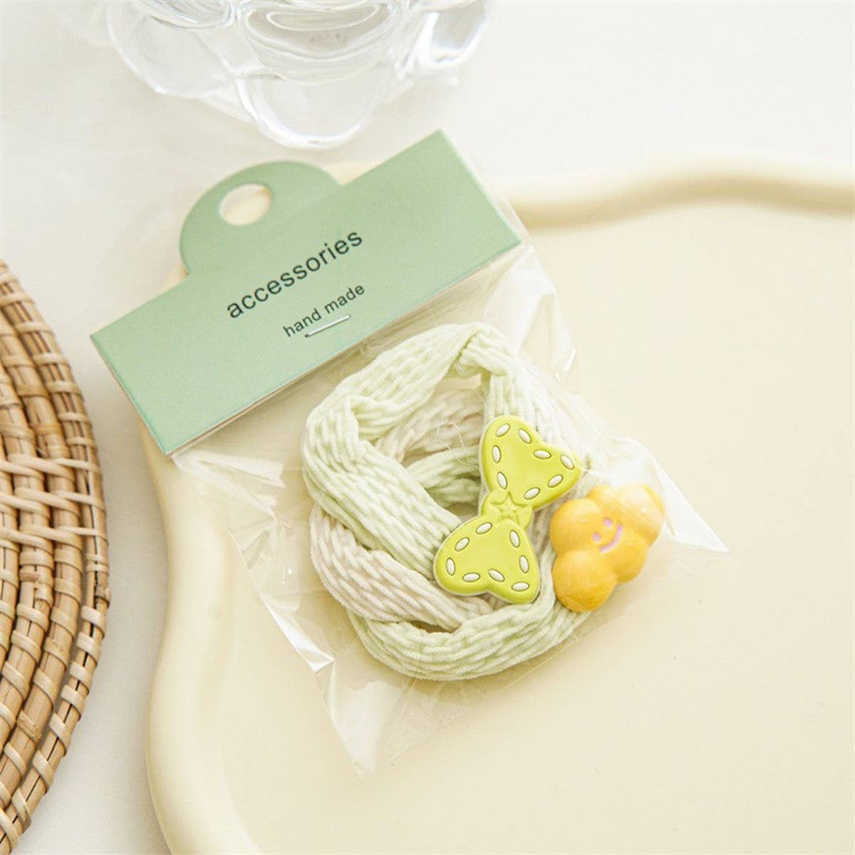 3-PACK OF GRADIENT COLOR HAIR TIES_CWAHA1132