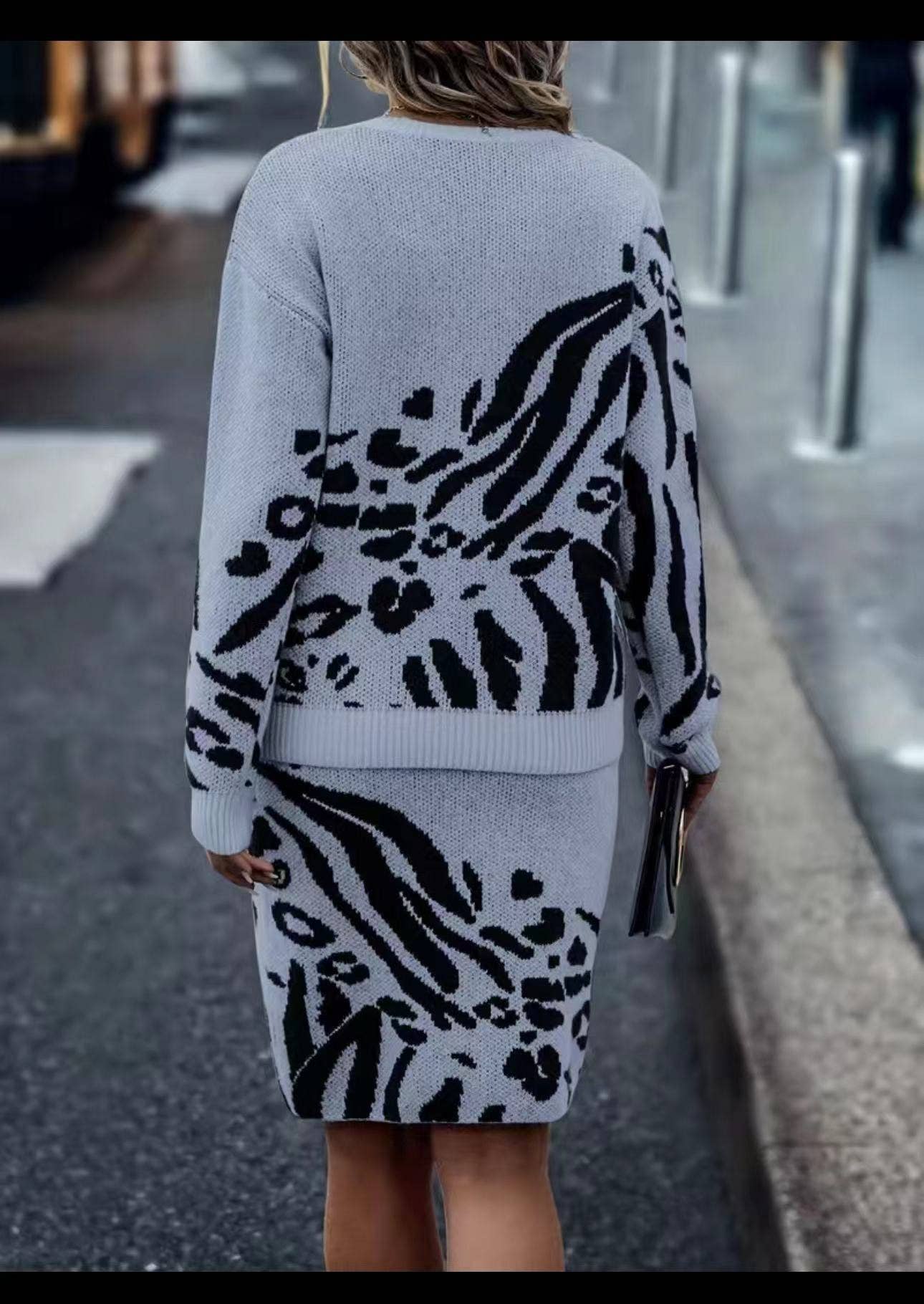 JACQUARD LONG-SLEEVED CREW-NECK SWEATER SET SKIRT