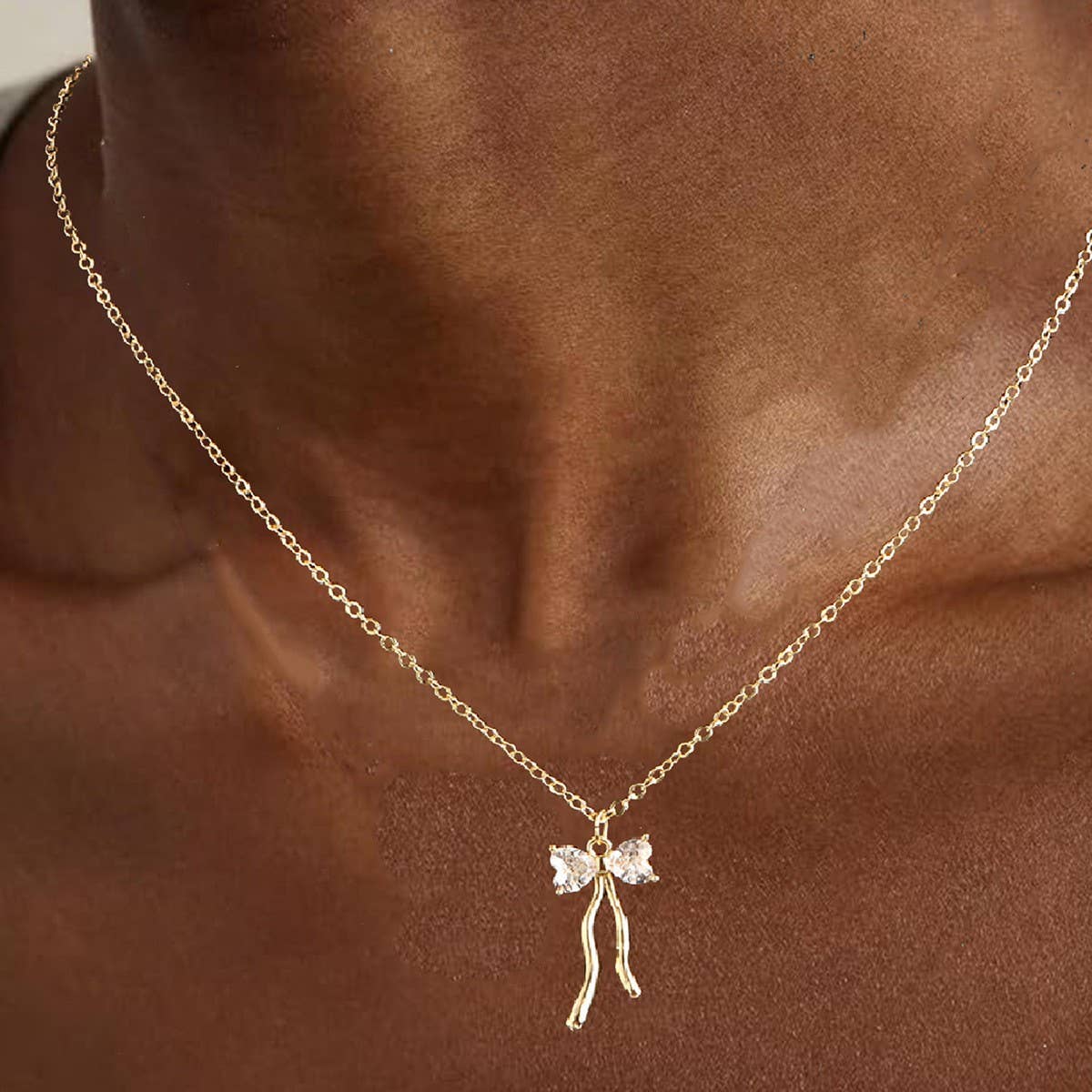 Copper-plated bow collarbone necklace
