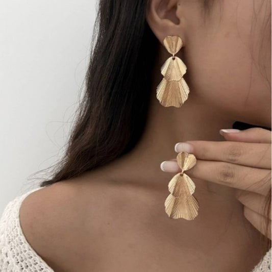 SIMPLE AND ELEGANT TEMPERAMENT RUFFLE EARRINGS