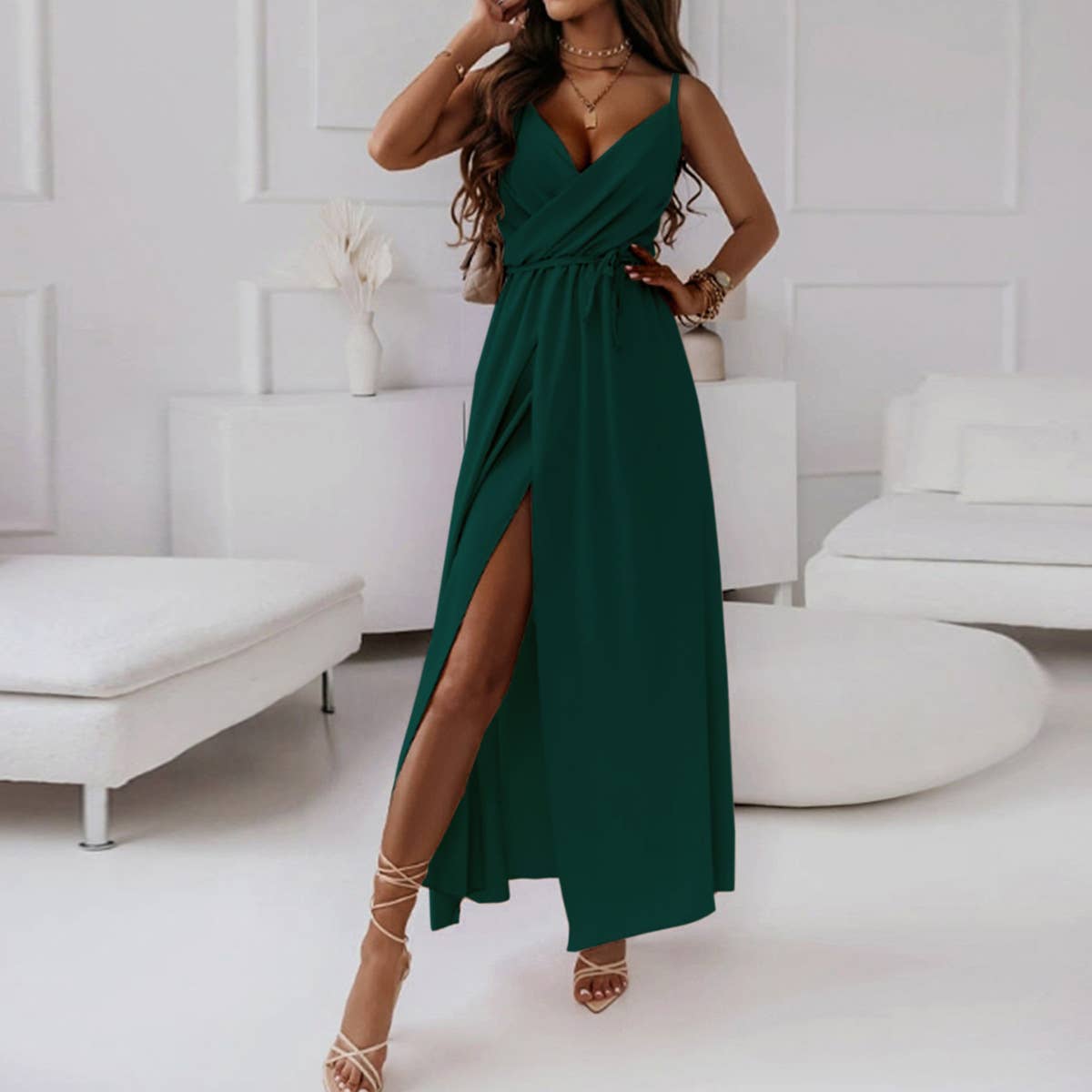 Elegant V-neck, cinched waist slit evening dress
