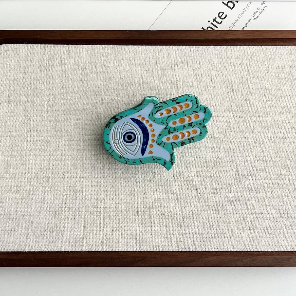 Eye Hand Acetate Large Hair Claw Clip for Women_CWAHA5776